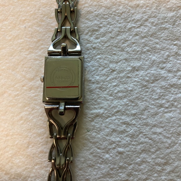 "HOST PICK"Guess Vintage Women’s Watch - Picture 2 of 7